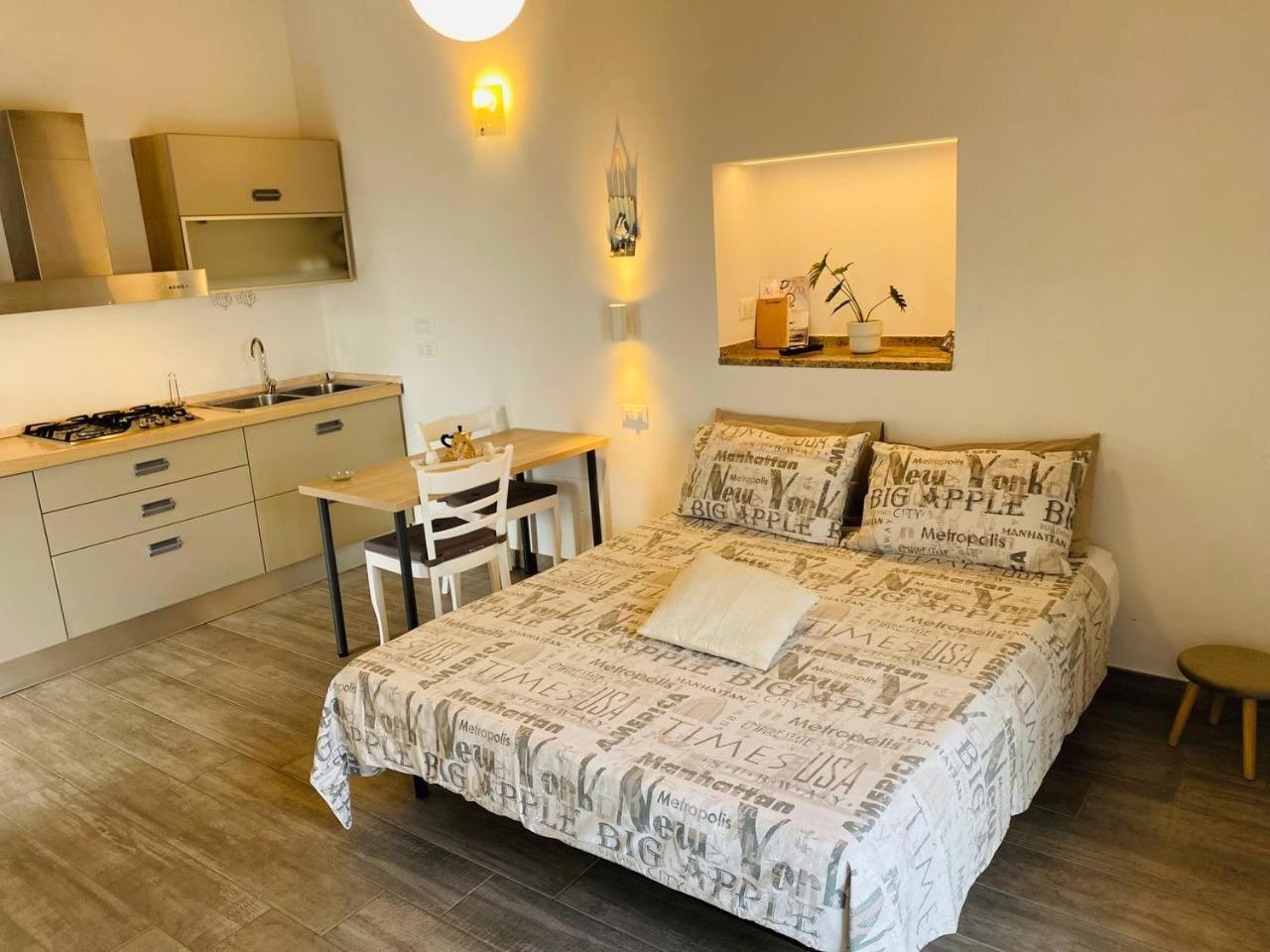 דירות רוקה סן ג'ובאני Casa Venere מראה חיצוני תמונה