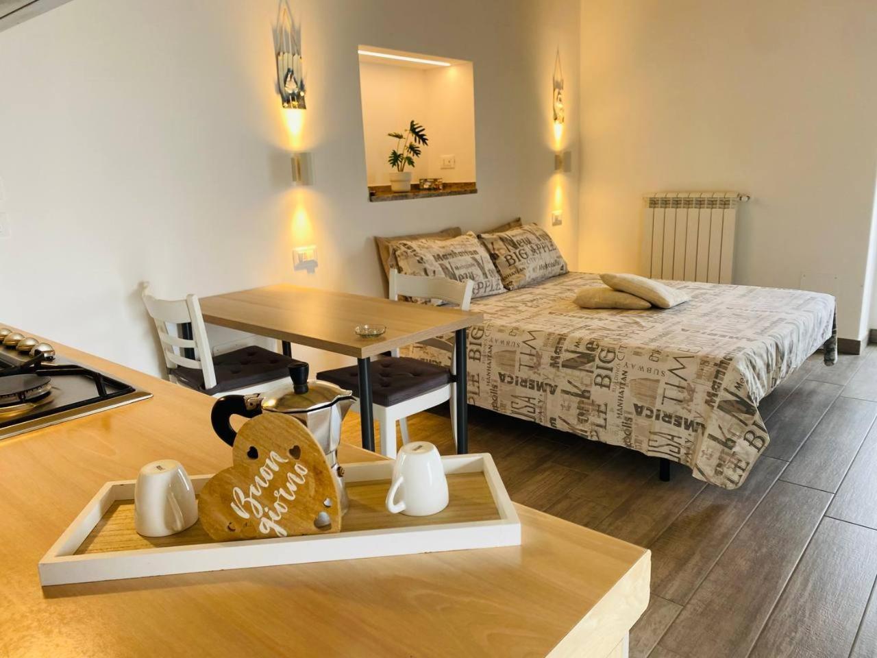דירות רוקה סן ג'ובאני Casa Venere מראה חיצוני תמונה